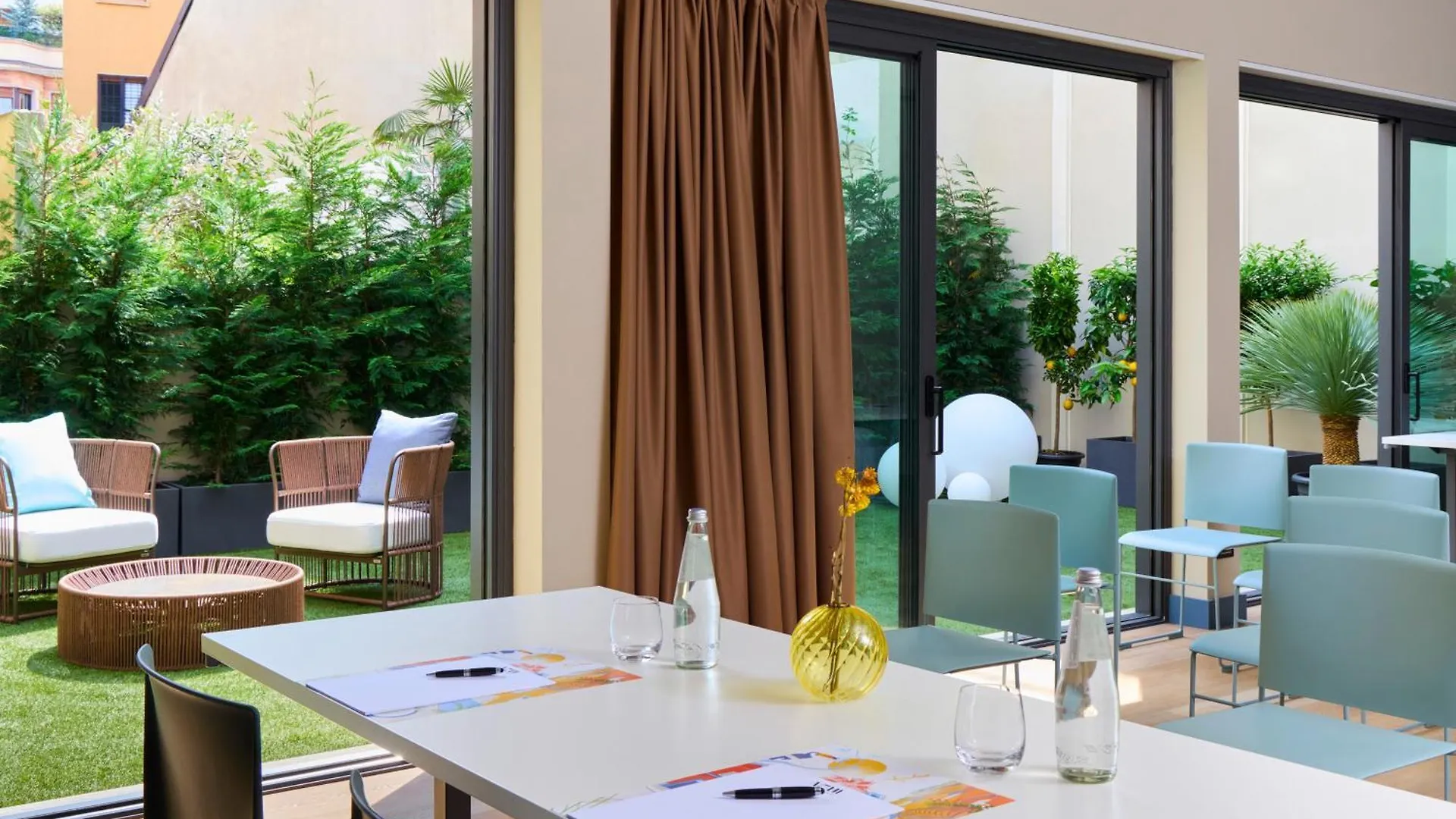 *****  Nemi Hotel Mediolan Włochy